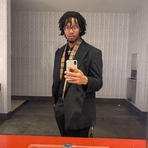 Meet your Posher, Grant